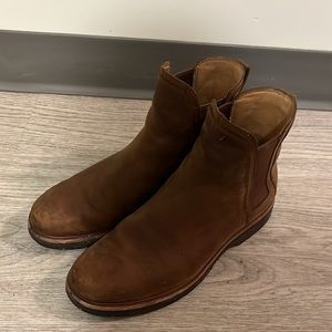 Chelsea Boots